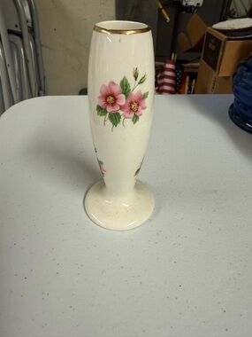 Delicate White Porcelain Bud Vase with Pink Floral Motif and Gold Rim